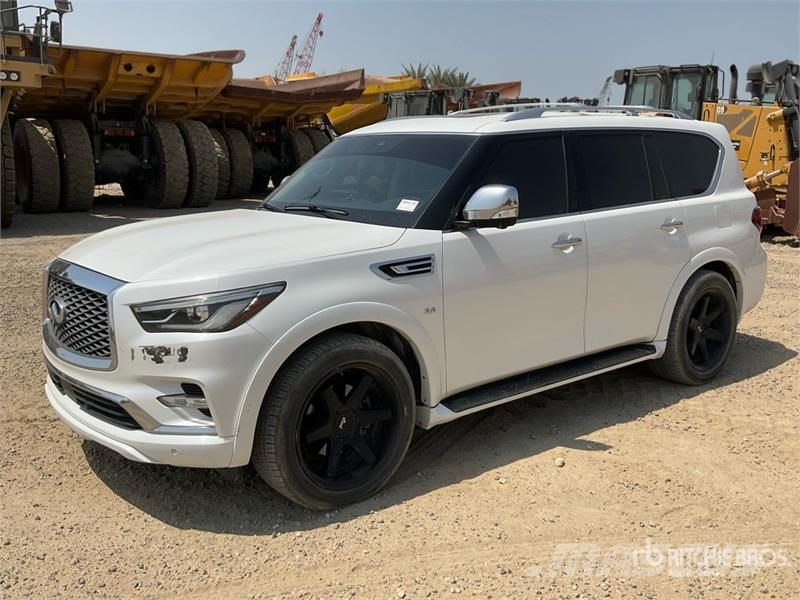 Infiniti QX80 2WD SUV 汽车