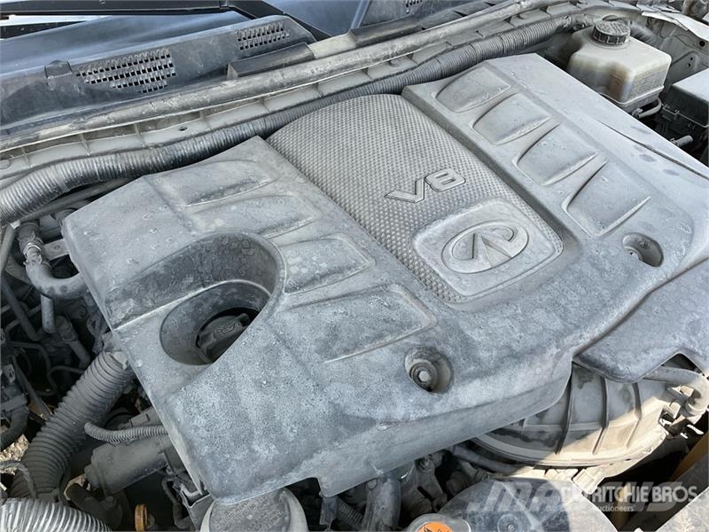 Infiniti QX80 2WD SUV 汽车