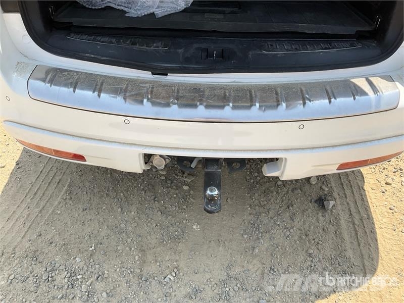 Infiniti QX80 2WD SUV 汽车