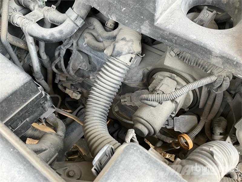 Infiniti QX80 2WD SUV 汽车
