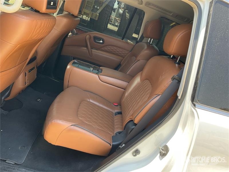 Infiniti QX80 2WD SUV 汽车