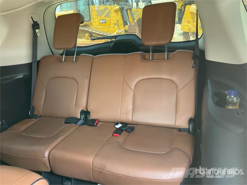 Infiniti QX80 2WD SUV 汽车