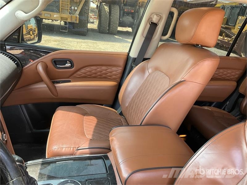 Infiniti QX80 2WD SUV 汽车