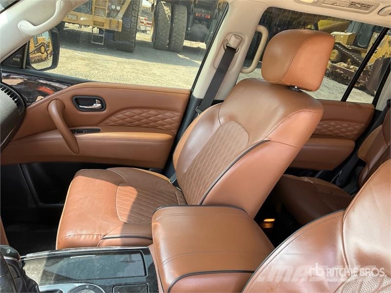 Infiniti QX80 2WD SUV 汽车
