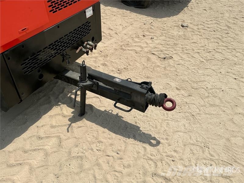 Ingersoll Rand 771 Mobile Air Compressor Компресори
