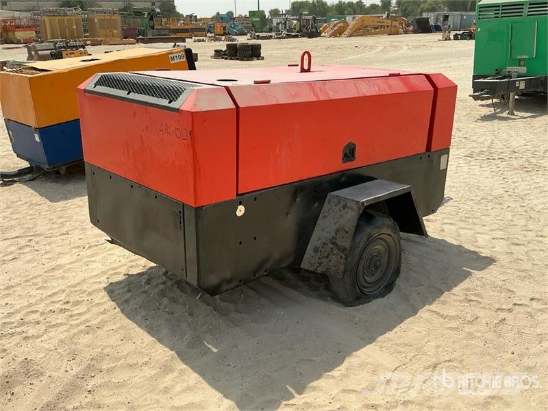 Ingersoll Rand 771 Mobile Air Compressor Компресори