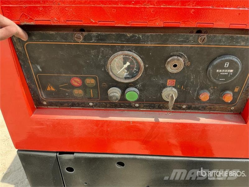 Ingersoll Rand 771 Mobile Air Compressor Компресори