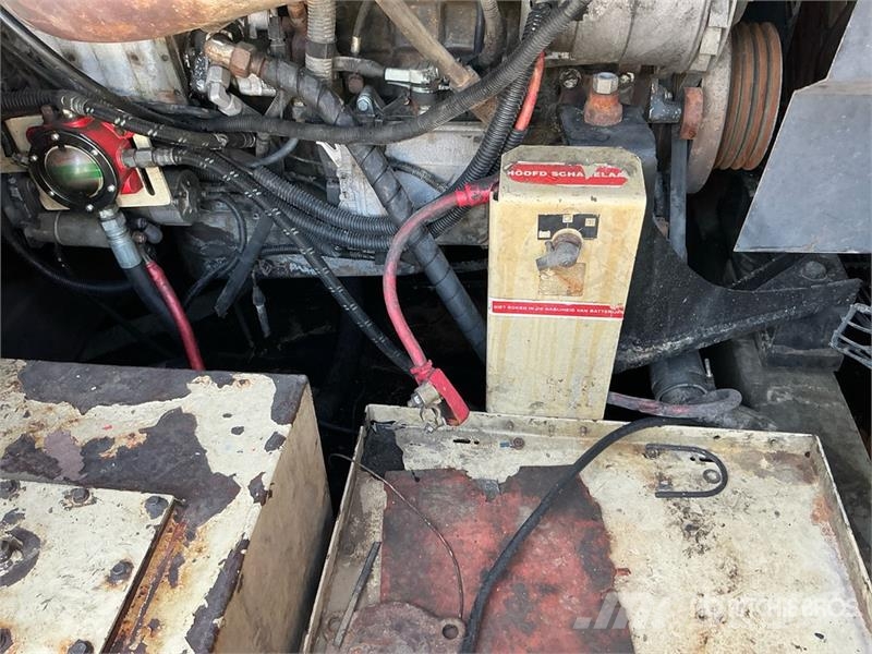 Ingersoll Rand NHP10/425 Skid-Mounted Air Compressor (Inoperable) مكابس