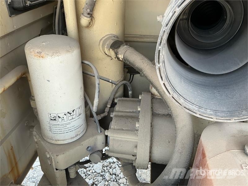 Ingersoll Rand P185WJD Mobile Air Compressor (Inoperable) Kompressorid