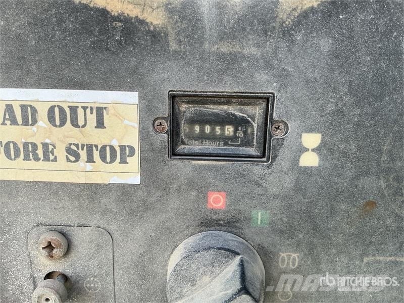 Ingersoll Rand P185WJD Mobile Air Compressor (Inoperable) Kompressorid