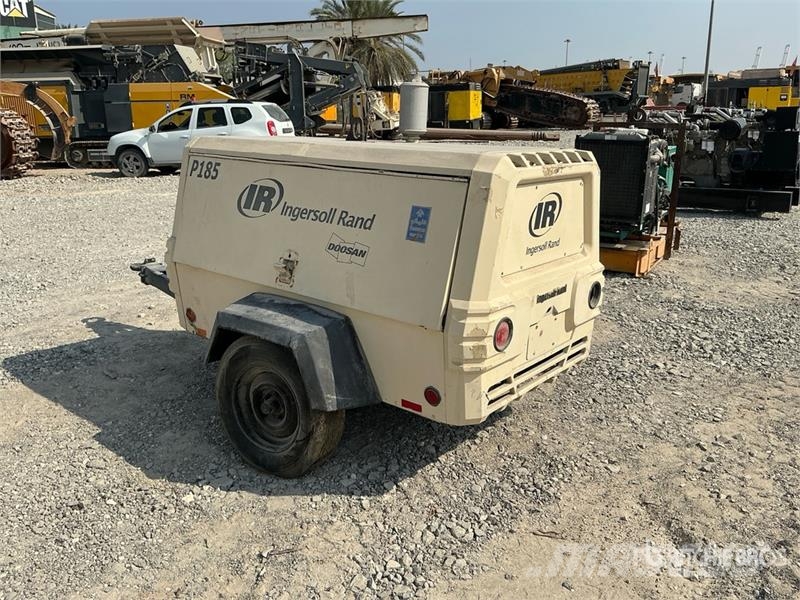 Ingersoll Rand P185WJD Mobile Air Compressor (Inoperable) Kompressorid