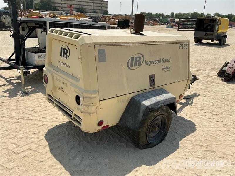 Ingersoll Rand P185WJD Mobile Air Compressor مكابس