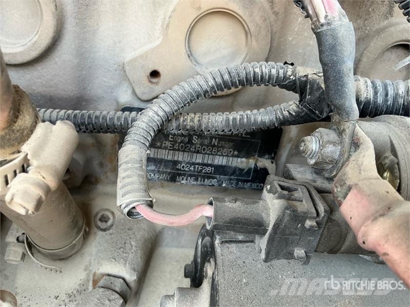 Ingersoll Rand P185WJD Mobile Air Compressor مكابس