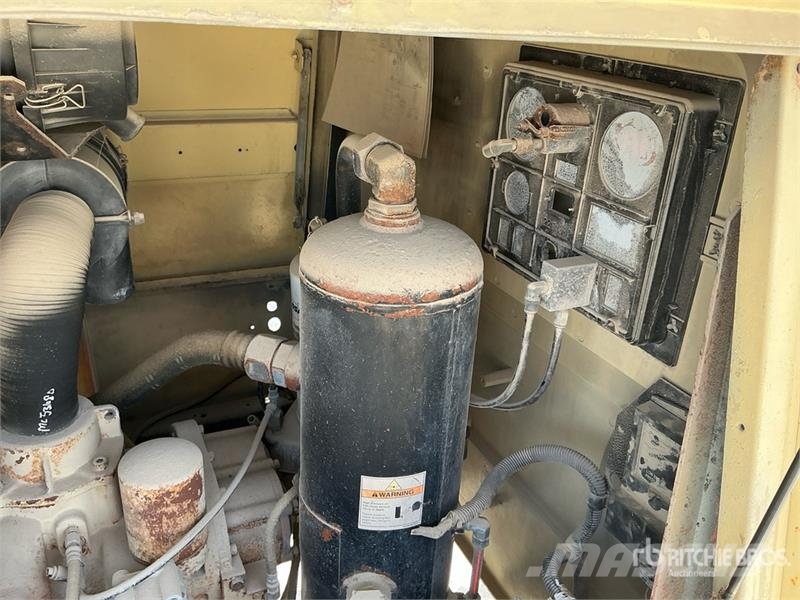 Ingersoll Rand P185WJD Mobile Air Compressor مكابس