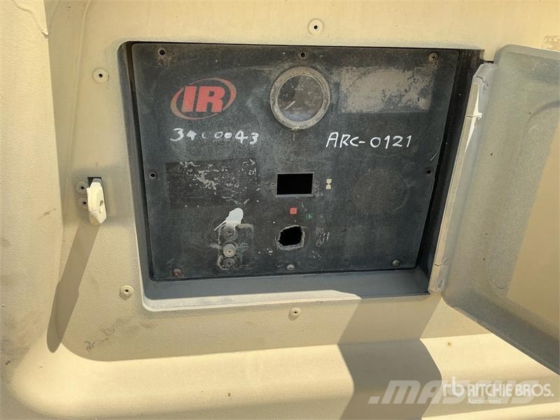 Ingersoll Rand P185WJD Mobile Air Compressor مكابس