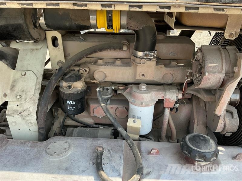 Ingersoll Rand P185WJD Mobile Air Compressor Compressori