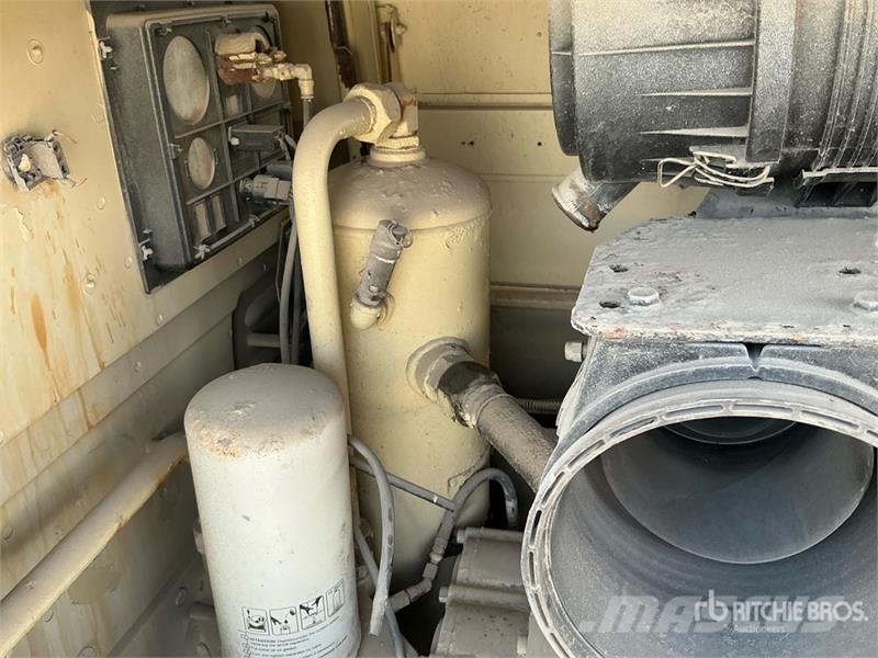 Ingersoll Rand P185WJD Mobile Air Compressor (Inoperable) Kompressorid