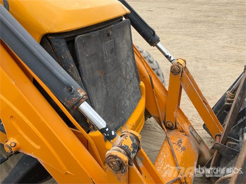 JCB 3CX Traktorgravere