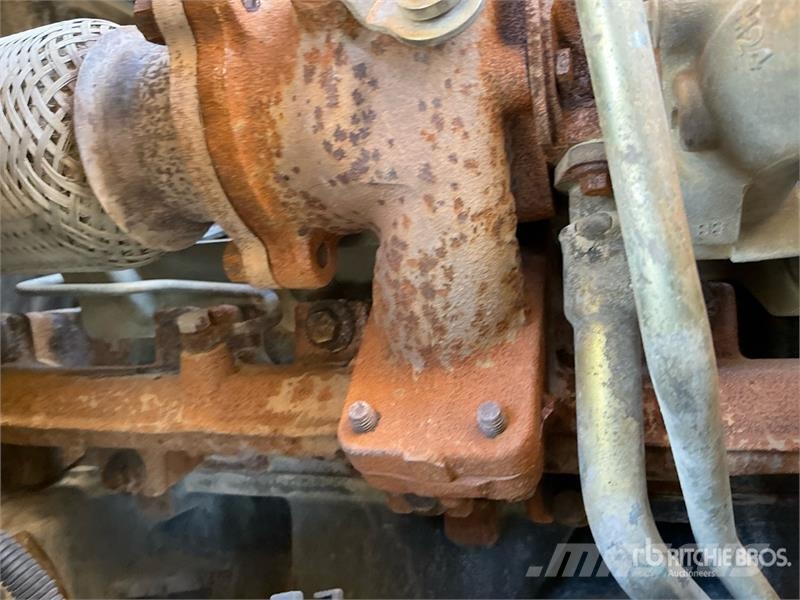 JCB 3CX لوادر ذات جرافات عكسية