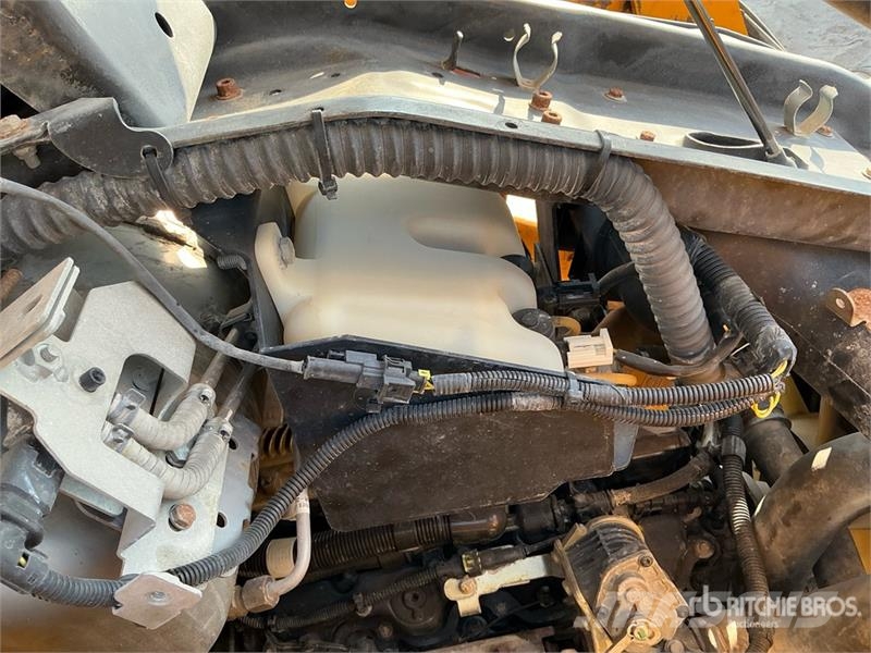 JCB 3CX لوادر ذات جرافات عكسية