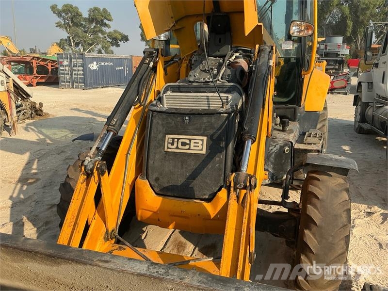 JCB 3CX لوادر ذات جرافات عكسية