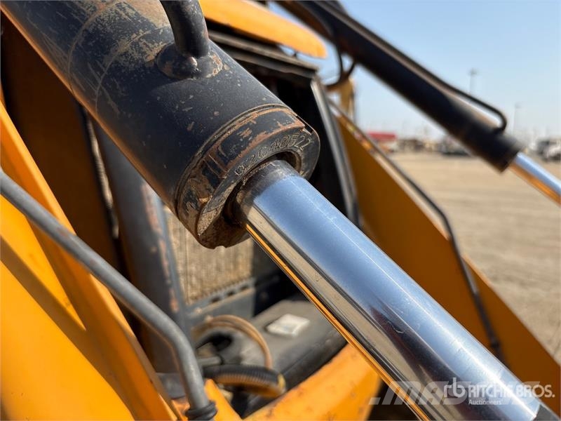 JCB 3DX Ekskavaatorlaadurid