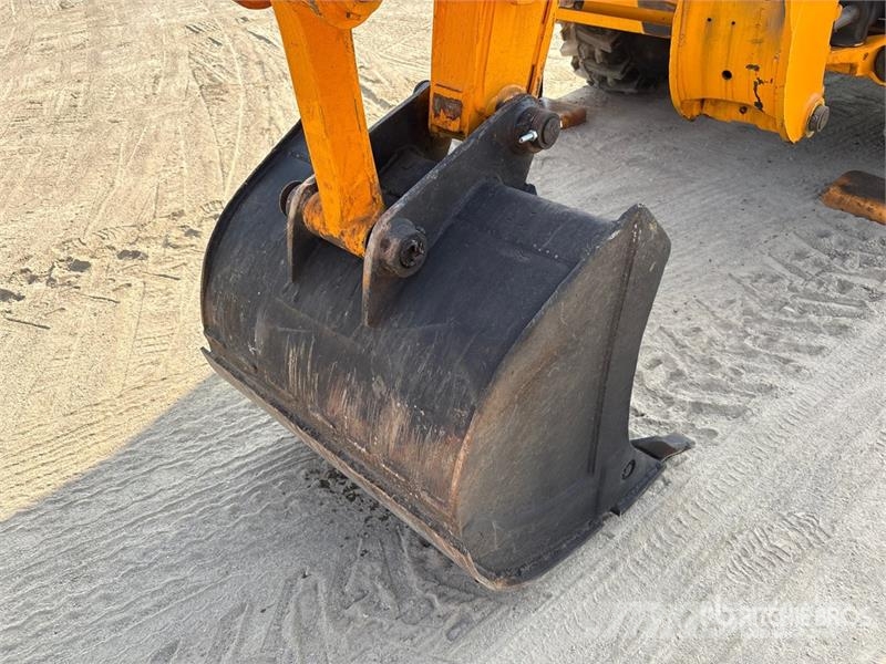 JCB 3DX Kaivurikuormaajat