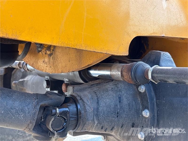 JCB 3DX Kaivurikuormaajat