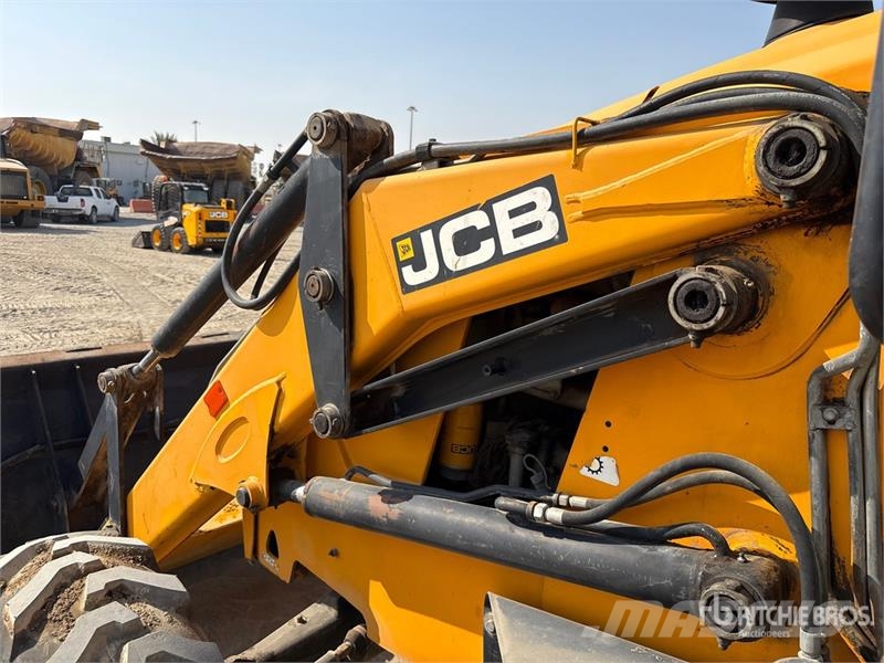 JCB 3DX Ekskavaatorlaadurid