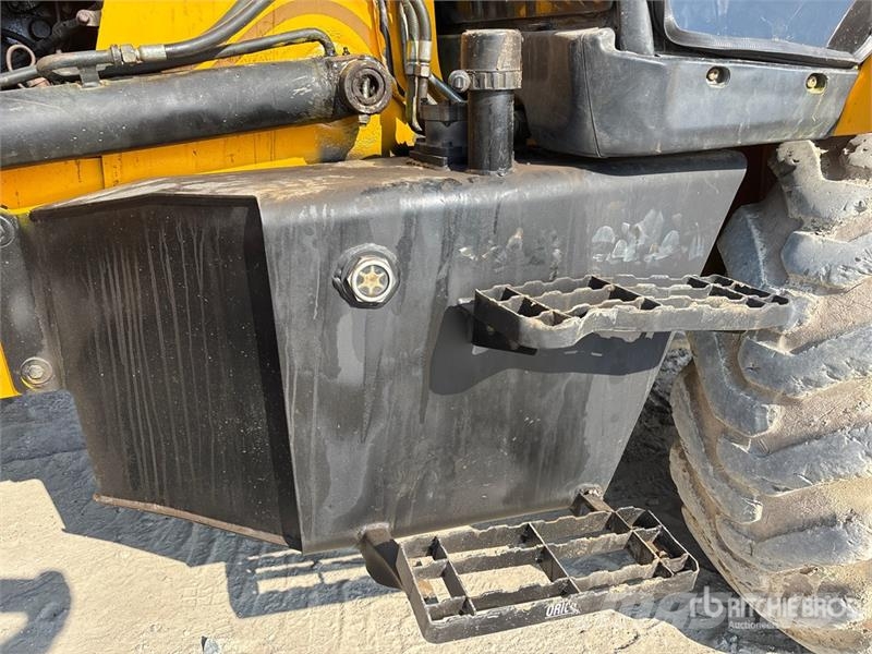 JCB 3DX Backhoe loaders
