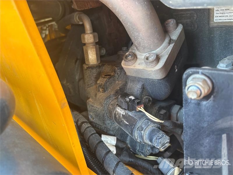 JCB 3DX Kaivurikuormaajat