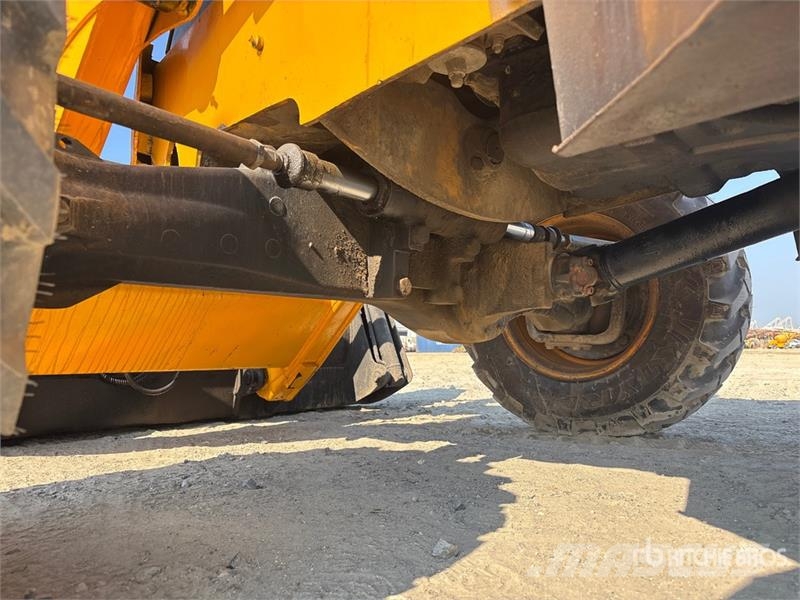JCB 3DX Backhoe loaders