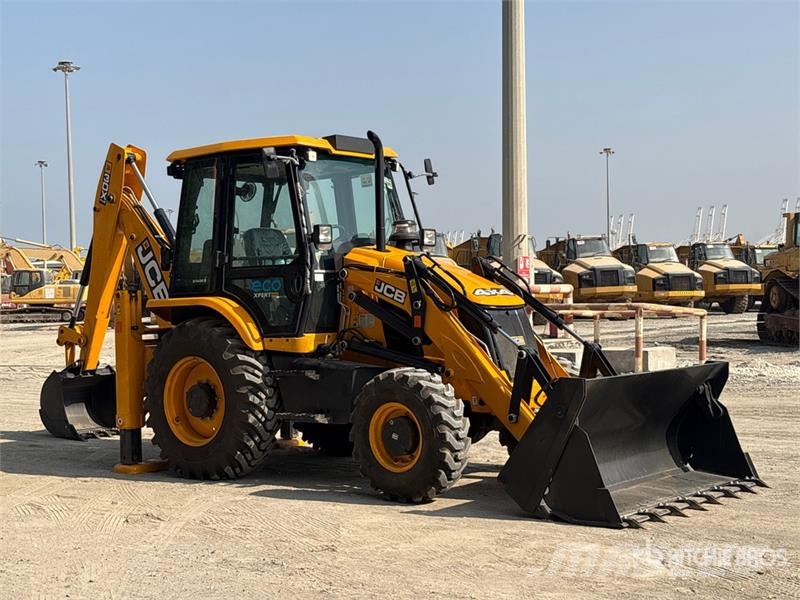 JCB 3DX لوادر ذات جرافات عكسية