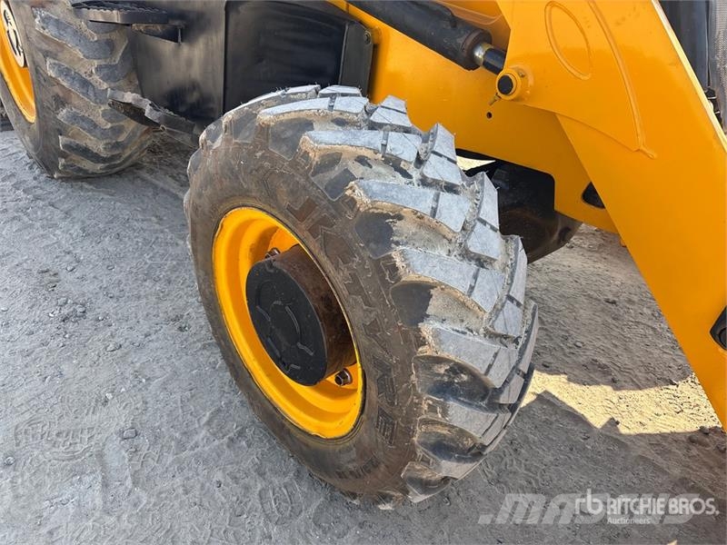 JCB 3DX Backhoe loaders