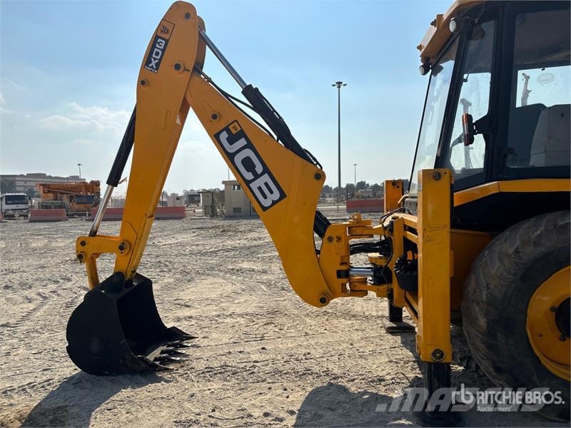 JCB 3DX Backhoe loaders
