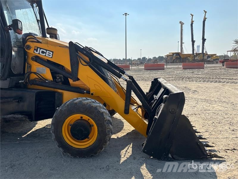 JCB 3DX Backhoe loaders
