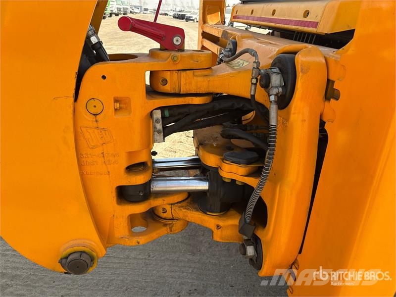 JCB 3DX Kaivurikuormaajat