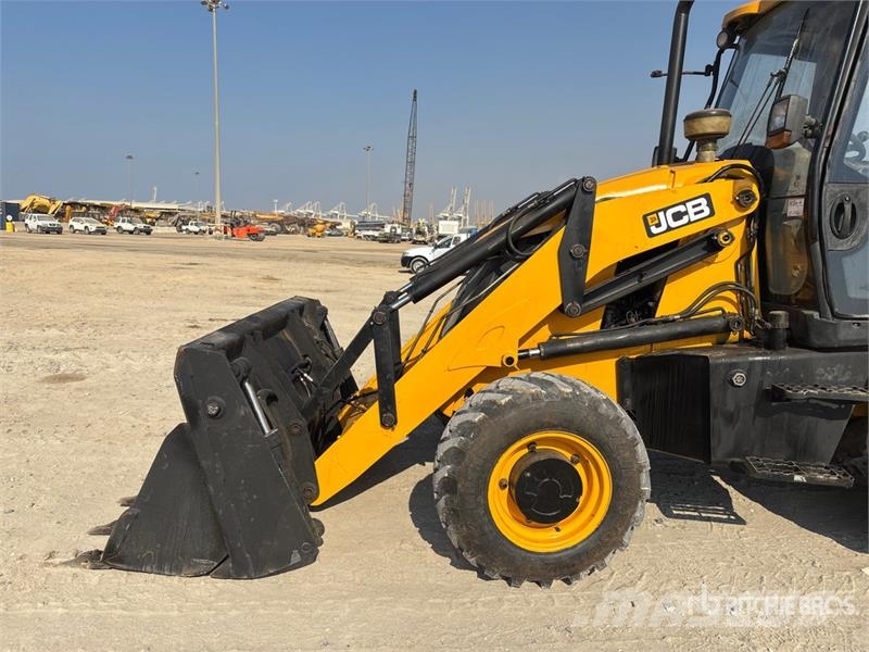 JCB 3DX Backhoe loaders