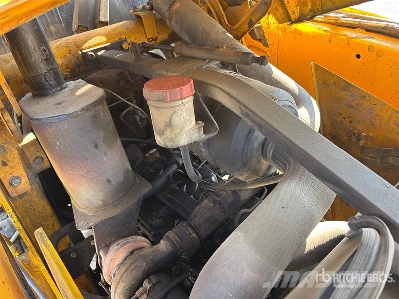 JCB 3DX Backhoe loaders
