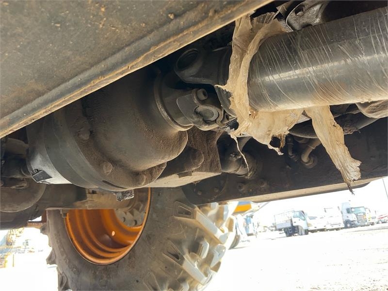 JCB 3DX لوادر ذات جرافات عكسية