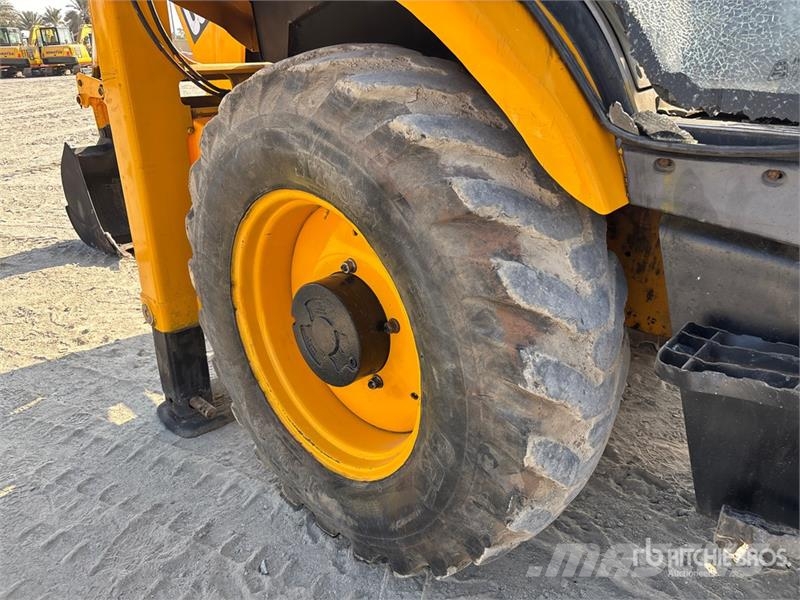 JCB 3DX Backhoe loaders