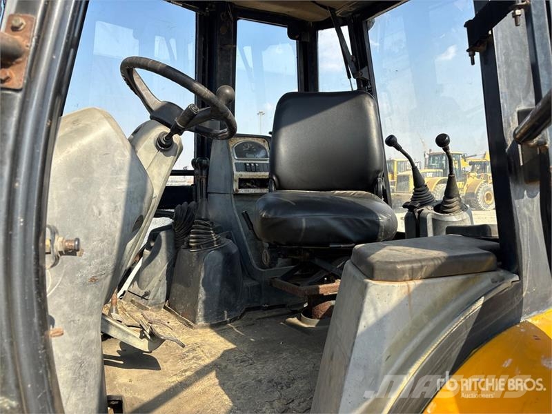 JCB 3DX Backhoe loaders