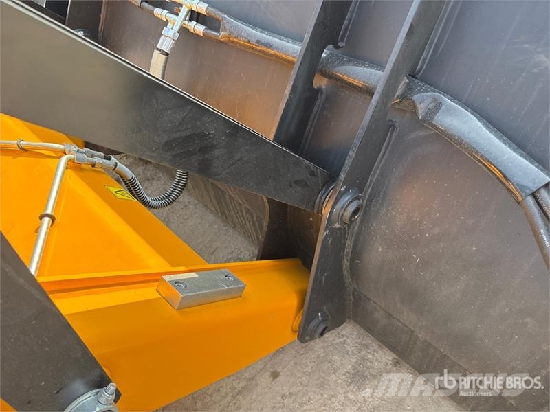 JCB 3DX 4WD 4x4 Backhoe Loader (Unused) لوادر ذات جرافات عكسية
