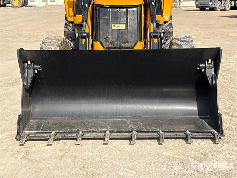 JCB 3DX 4WD 4x4 Backhoe Loader (Unused) لوادر ذات جرافات عكسية