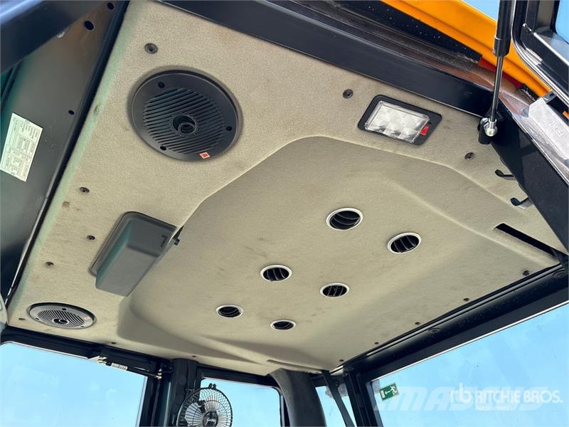 JCB 3DX 4WD 4x4 Backhoe Loader (Unused) لوادر ذات جرافات عكسية