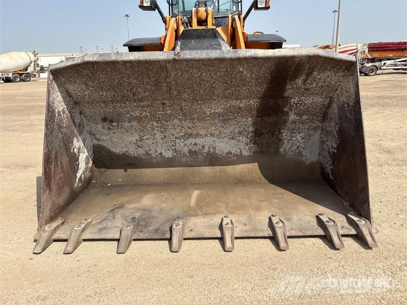 JCB 456 Rataslaadurid