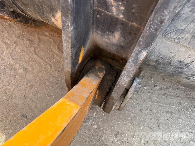 JCB 456 Rataslaadurid