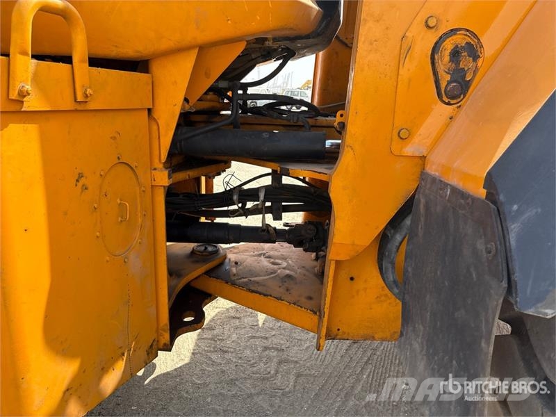 JCB 456 Rataslaadurid