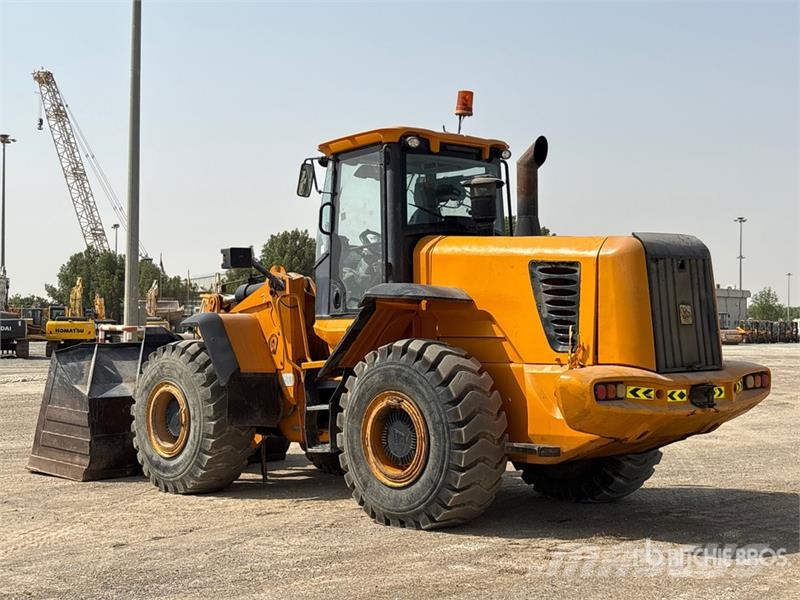 JCB 456 Rataslaadurid