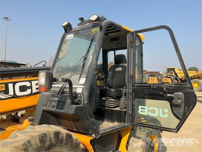 JCB 530-110 مناولات متداخلة